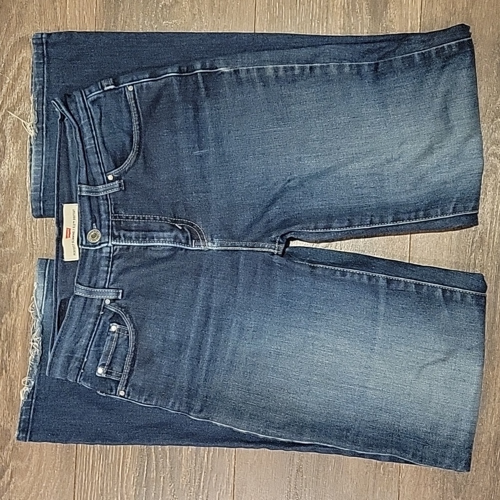 ❤ LEVIS HIGH RISE 512 PERFECTLY SLIMMING BOOTCUT JEANS, 4 (27)